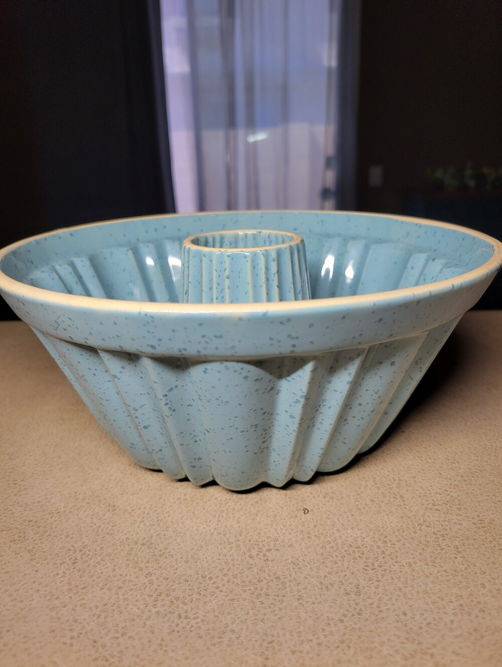 Paula Deen Stoneware Ceramic Bundt Cake Fluted Baking Pan